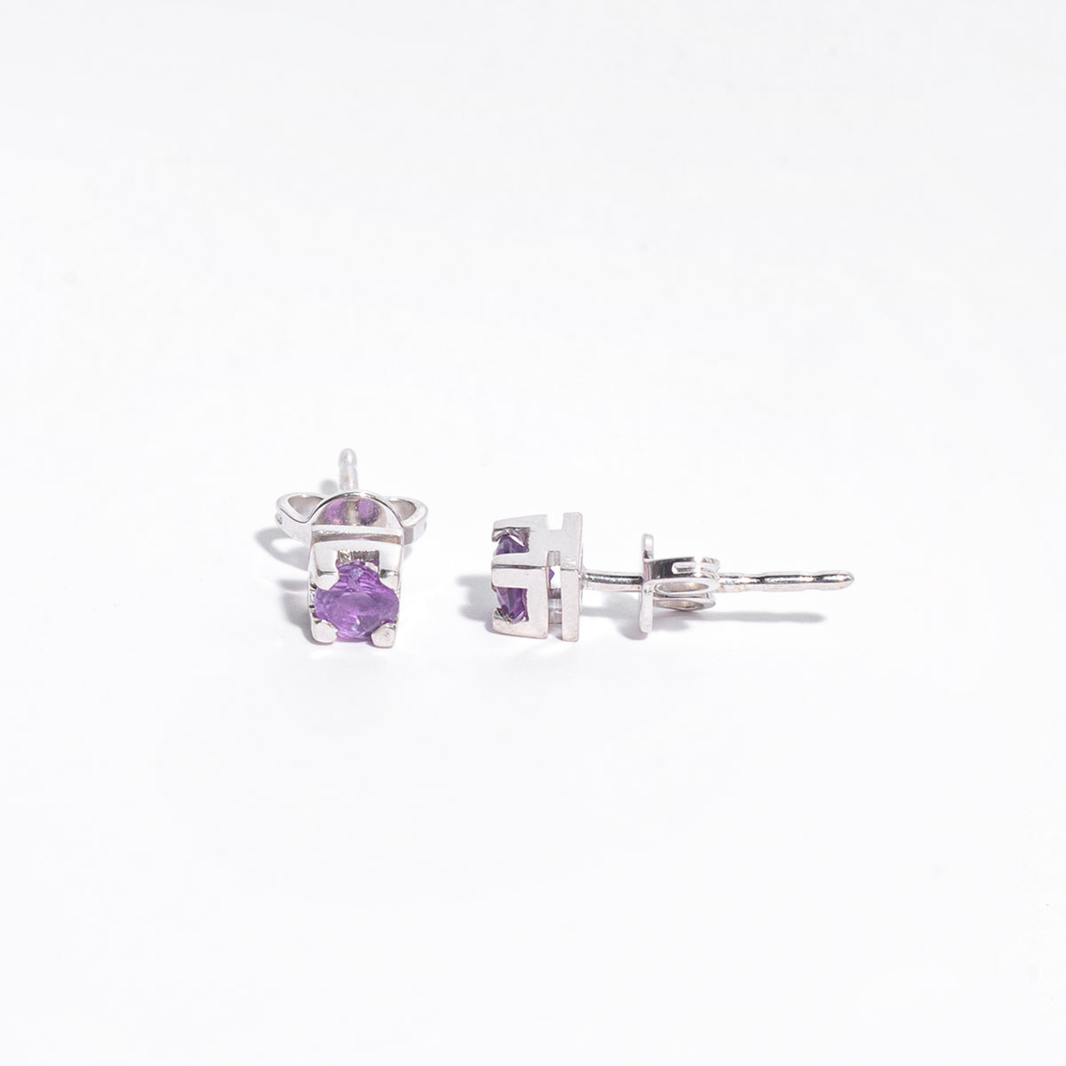 White gold with amethyst Earrings 