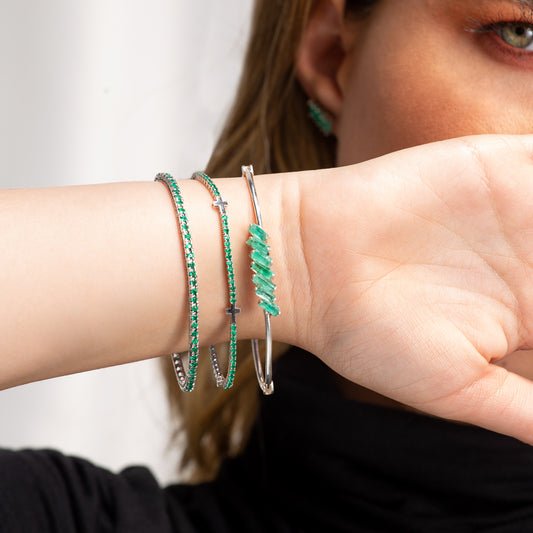 White gold and emeralds  Bracelet