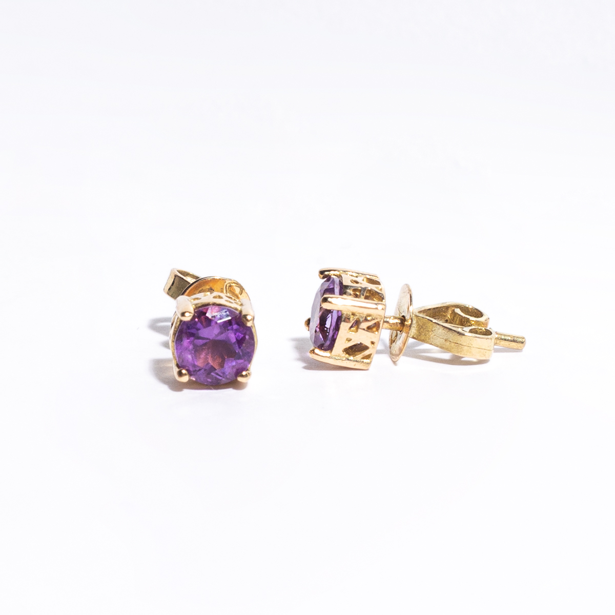 Yellow gold with Amethyst Earrings 